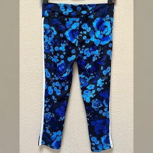 Flirtitude Active Floral Print Cropped Leggings Juniors Size-M